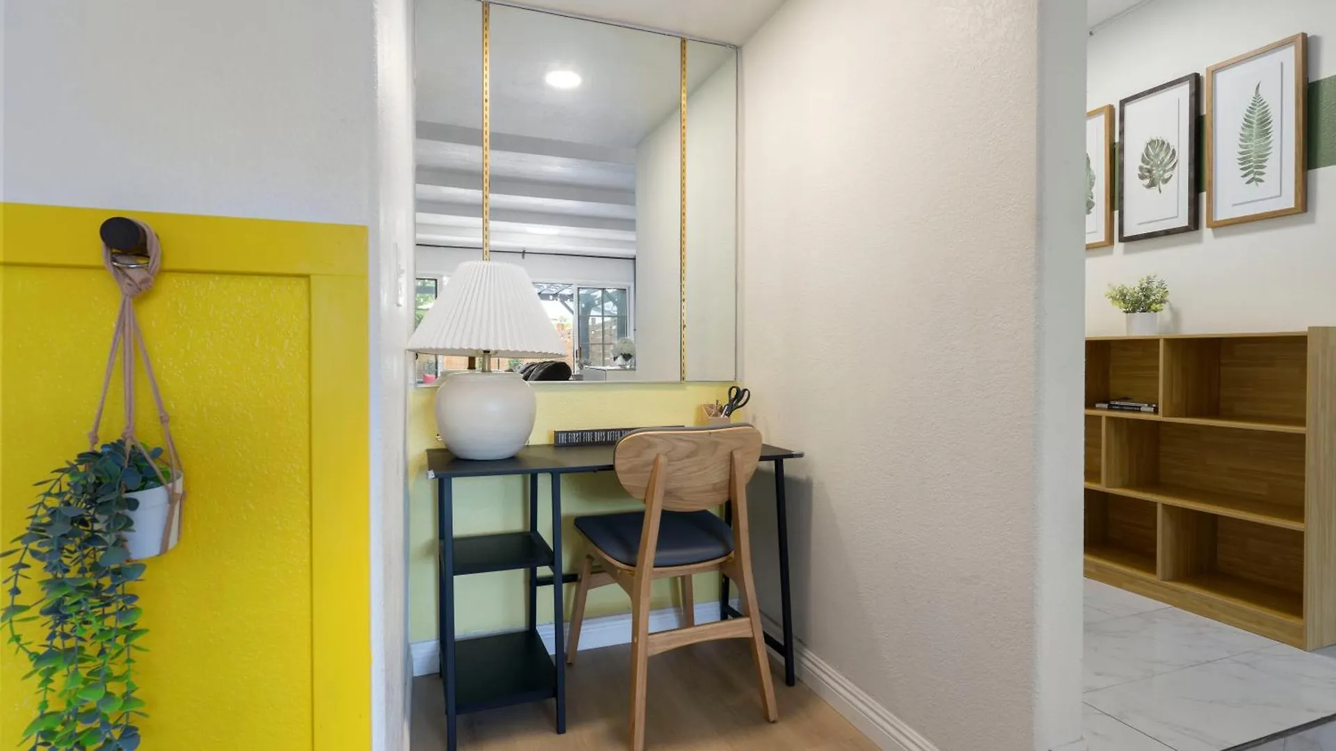 Holiday home 100% Private, Kingbed- Southcoast/Newport/Disney Costa Mesa United States
